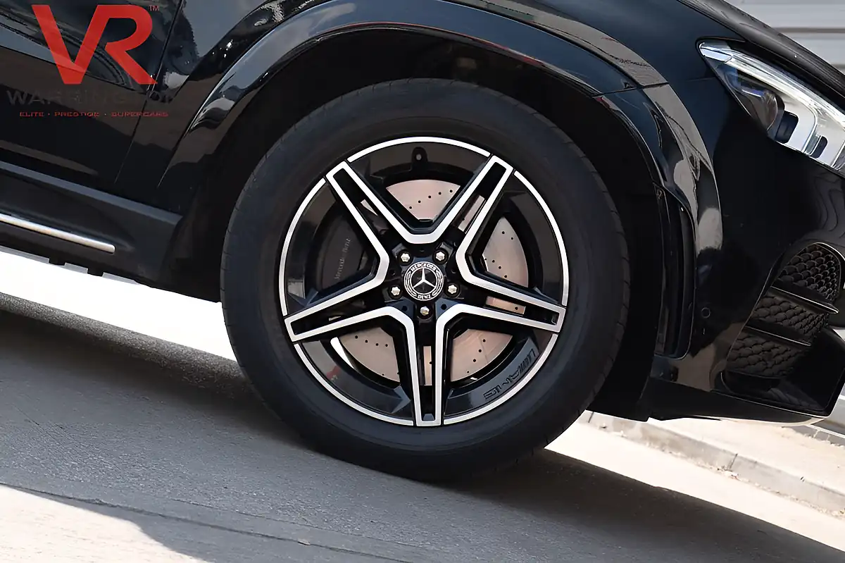 Used 2023 Mercedes-Benz Gle AMG Line (premium Plus) Obsidian Black - Interior and Exterior details 20