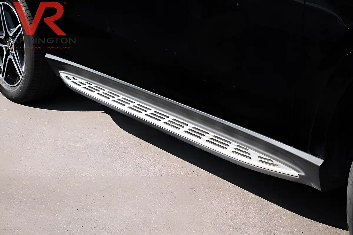 Used 2023 Mercedes-Benz Gle AMG Line (premium Plus) Obsidian Black - Interior and Exterior details 7
