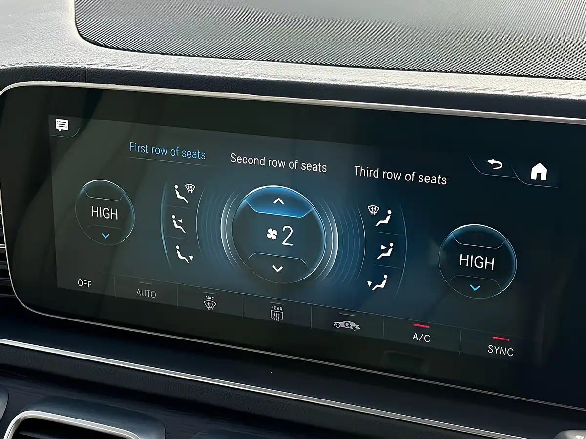 Used 2023 Mercedes-Benz Gls Night Edition Blue - Interior and Exterior details 13