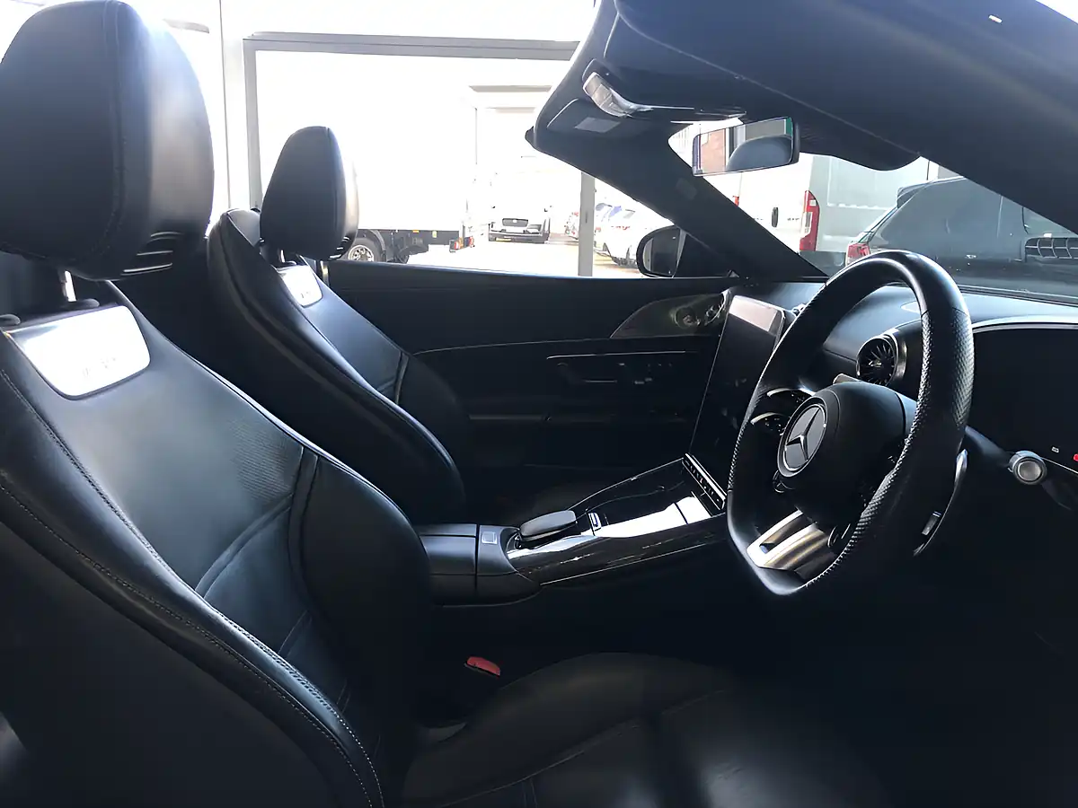 Used 2023 Mercedes-Benz Sl Premium Plus Black - Interior and Exterior details 7