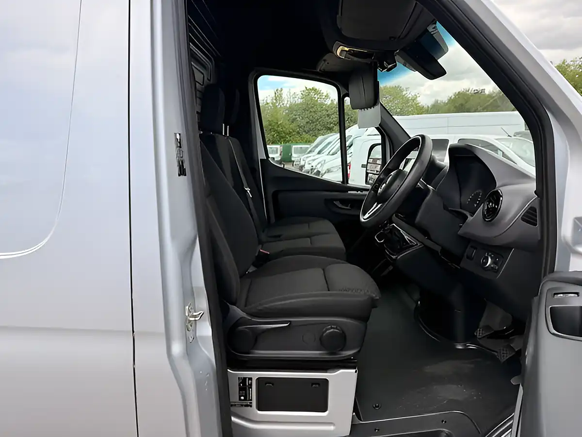 Used 2023 Mercedes Benz Sprinter 315 Premium Silver - Interior and Exterior details 17