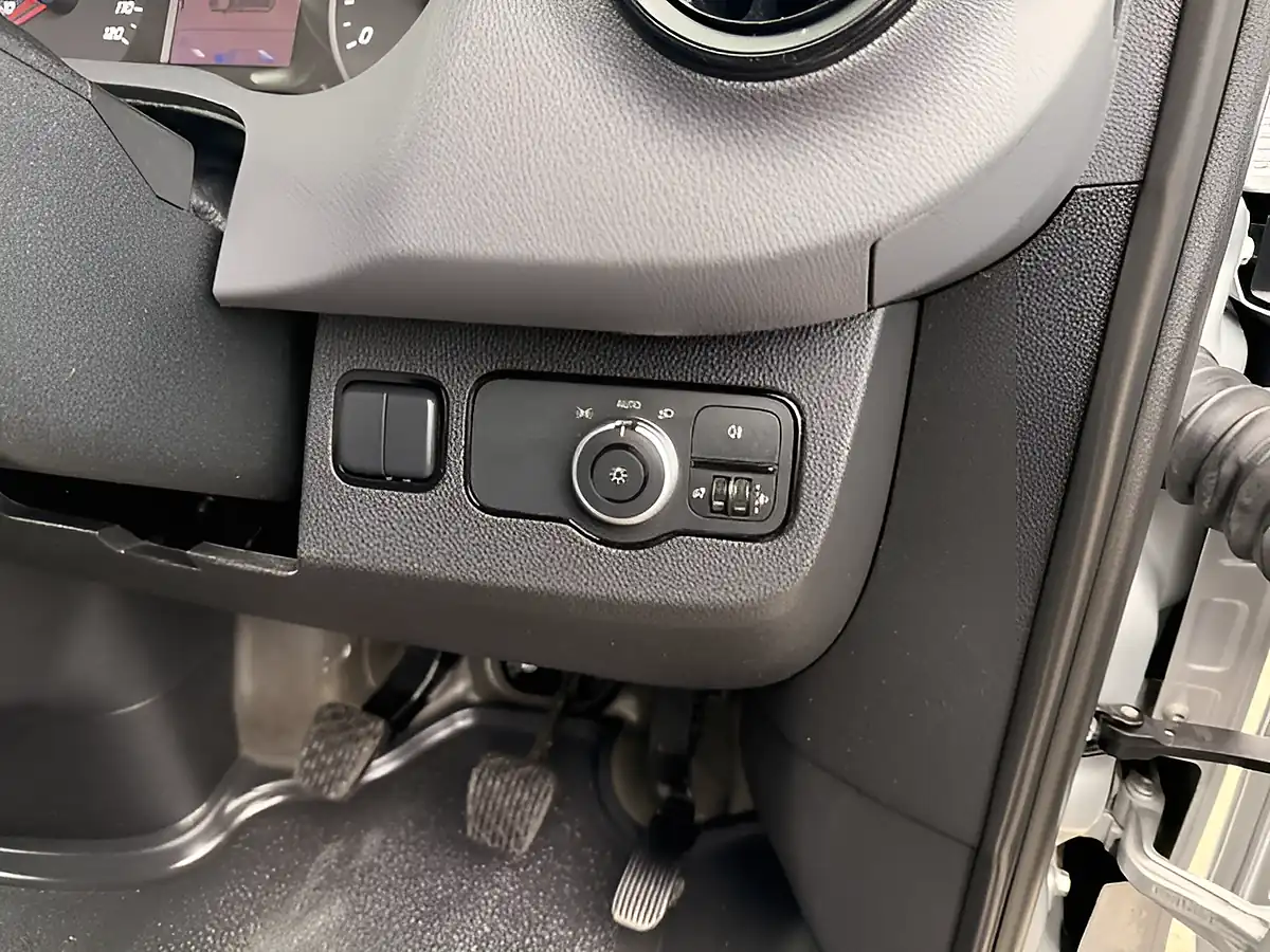 Used 2023 Mercedes Benz Sprinter 315 Premium Silver - Interior and Exterior details 20