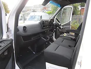 Used 2023 Mercedes-Benz Sprinter 315 Progressive White - Interior and Exterior details 10