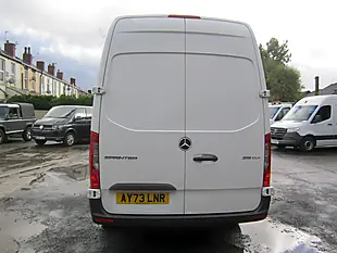 Used 2023 Mercedes-Benz Sprinter 315 Progressive White - Interior and Exterior details 6