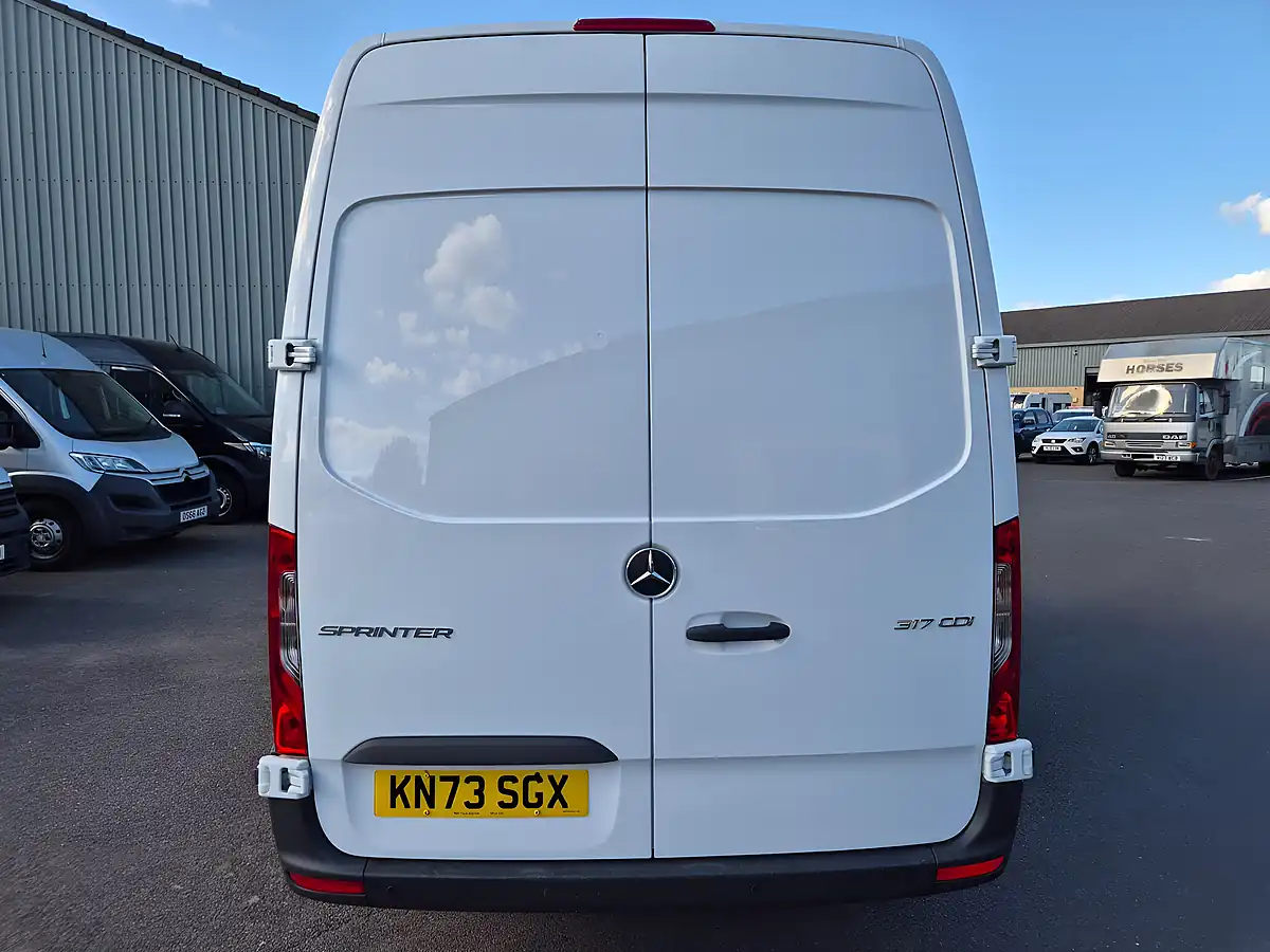 Used 2023 Mercedes-Benz Sprinter Mwb 6seat Combi White - Interior and Exterior details 11