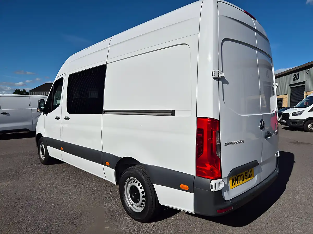 Used 2023 Mercedes-Benz Sprinter Mwb 6seat Combi White - Interior and Exterior details 14