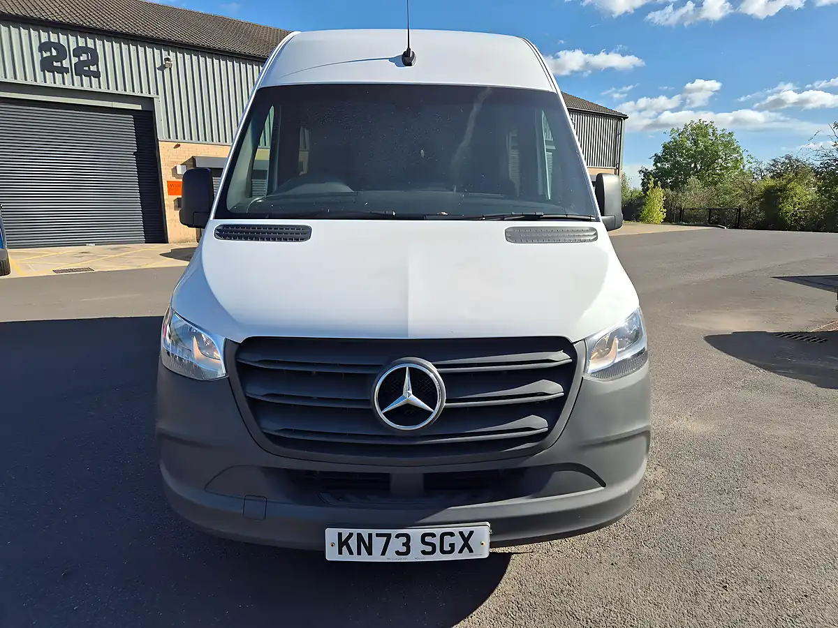 Used 2023 Mercedes-Benz Sprinter Mwb 6seat Combi White - Interior and Exterior details 20