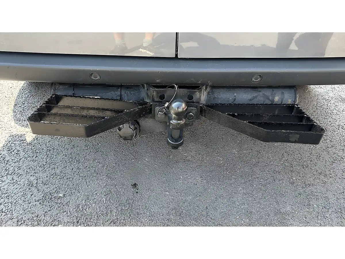 Used 2023 Mercedes-Benz Sprinter Premium Grey - Interior and Exterior details 17