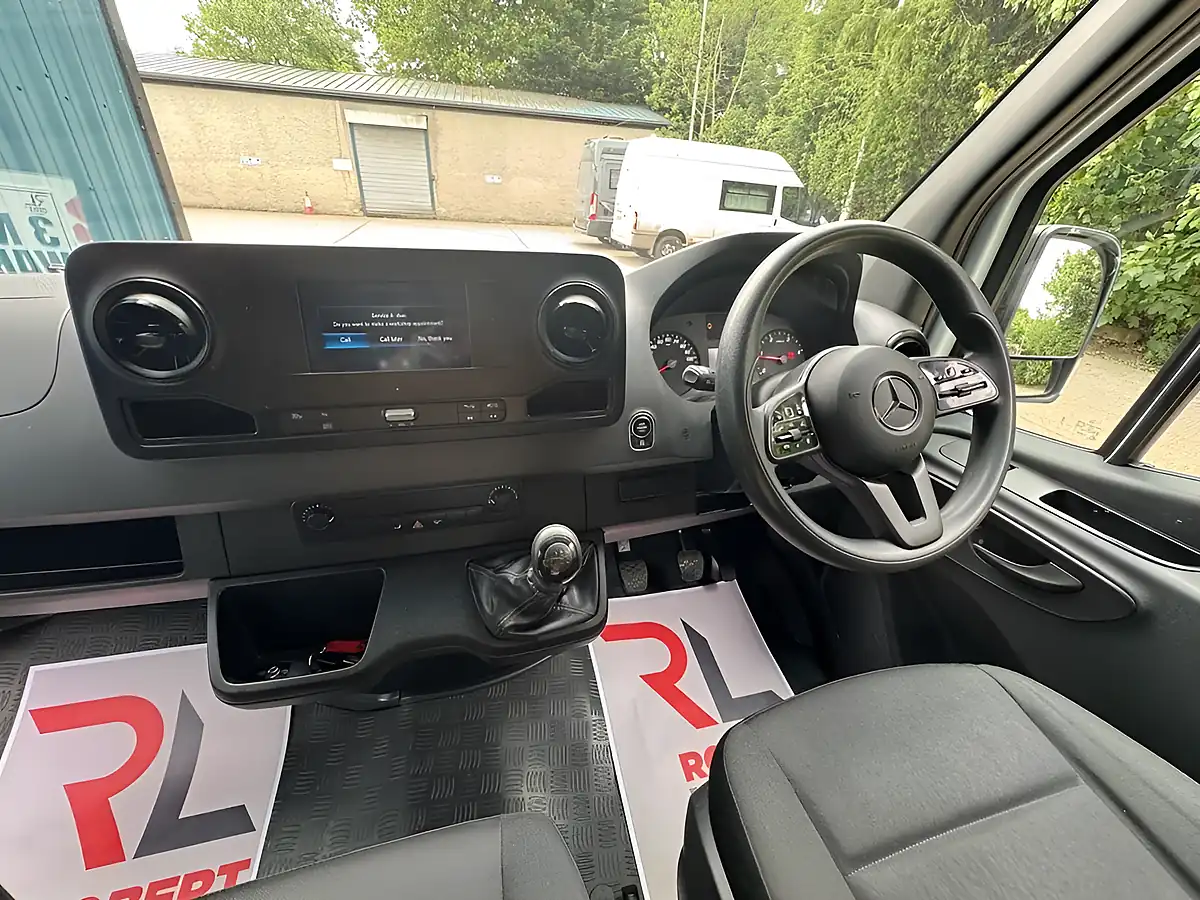 Used 2023 Mercedes-Benz Sprinter Progressive White - Interior and Exterior details 16