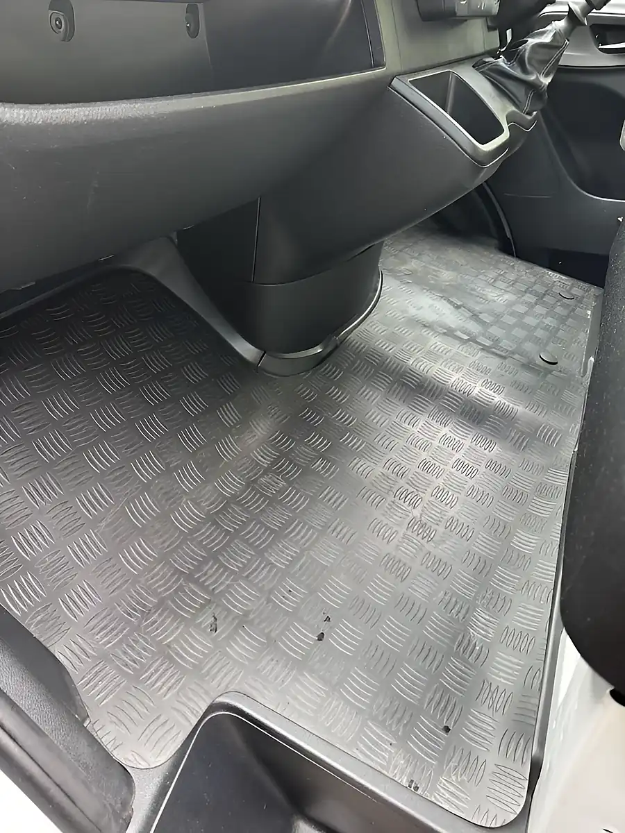 Used 2023 Mercedes-Benz Sprinter Progressive White - Interior and Exterior details 18
