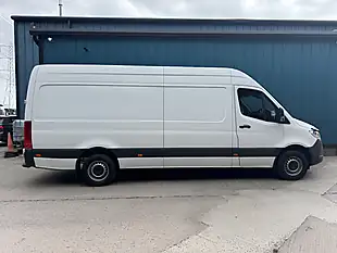 Used 2023 Mercedes-Benz Sprinter Progressive White - Interior and Exterior details 6
