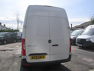 Used 2023 Mercedes-Benz Sprinter Progressive White - Interior and Exterior details 9