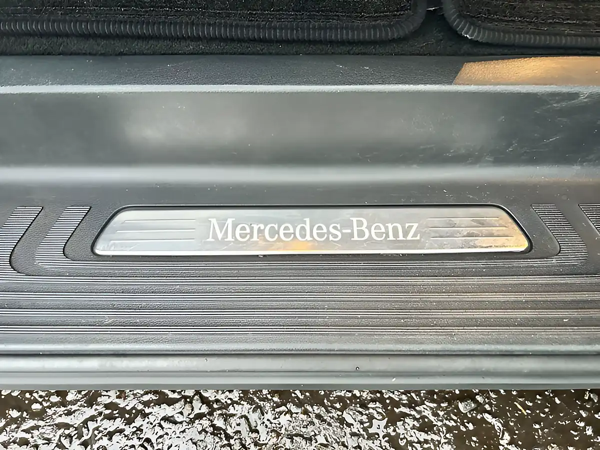 Used 2023 Mercedes-Benz V Class AMG Line Obsidian Black - Interior and Exterior details 14
