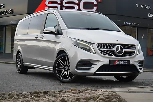 2023 Mercedes V220 AMG Line 2.0