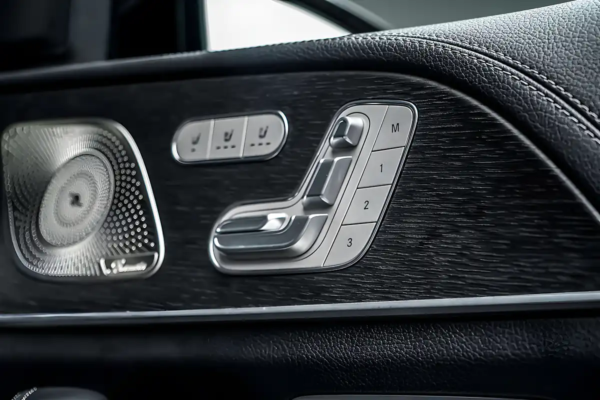 Used 2023 Mercedes Gle Night Edition (premium Plus) Selenite Grey - Interior and Exterior details 15