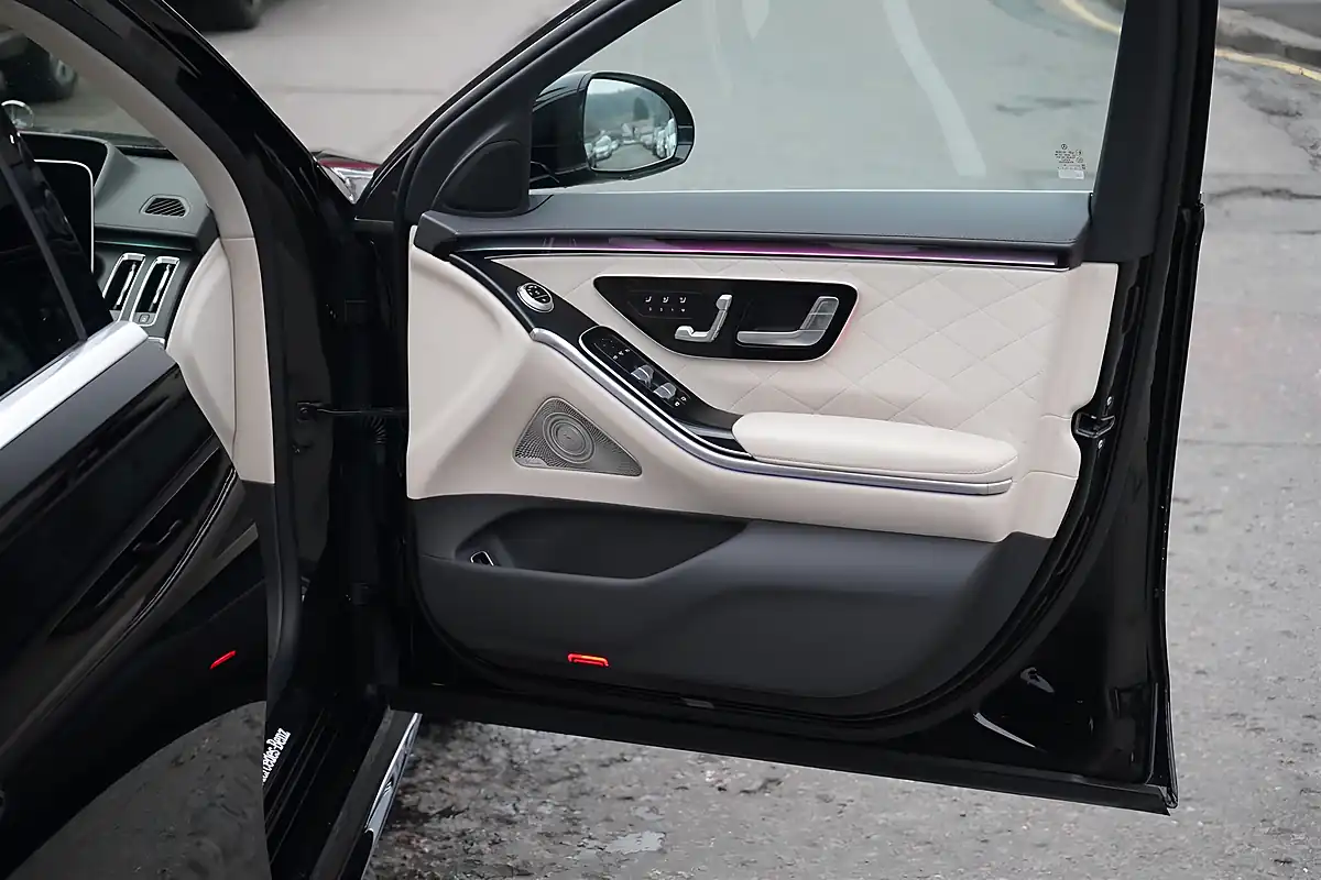 Used 2023 Mercedes S350 AMG Line (premium Plus, Executive) Black - Interior and Exterior details 13