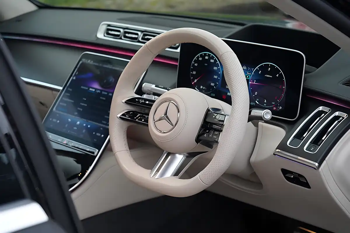 Used 2023 Mercedes S350 AMG Line (premium Plus, Executive) Black - Interior and Exterior details 15