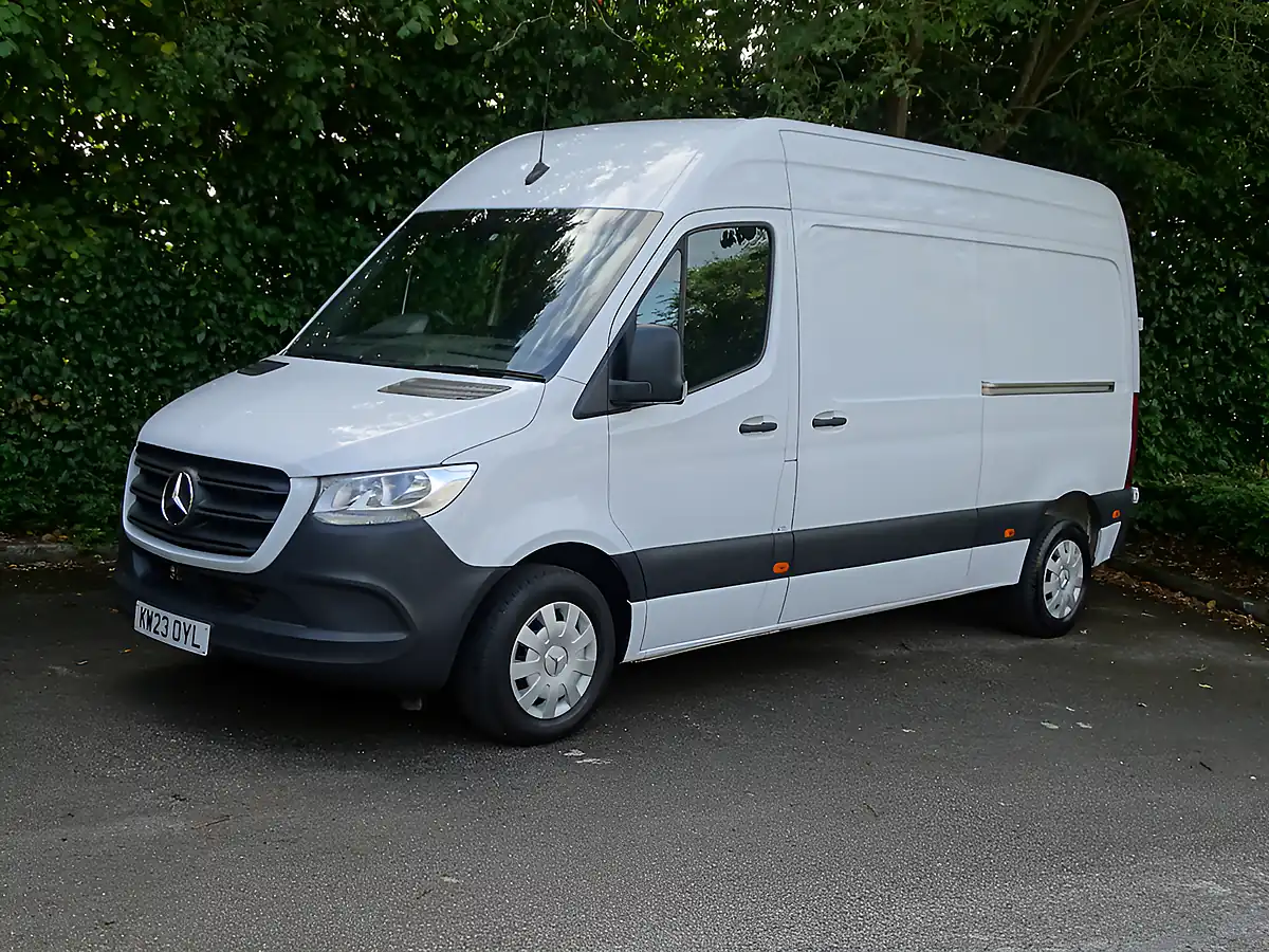 Used 2023 Mercedes Sprinter Premium Arctic White - Front View