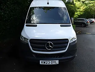 Used 2023 Mercedes Sprinter Premium Arctic White - Interior and Exterior details 8