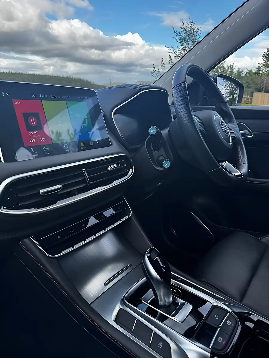 Used 2023 MG Hs Excite Black - Interior and Exterior details 12