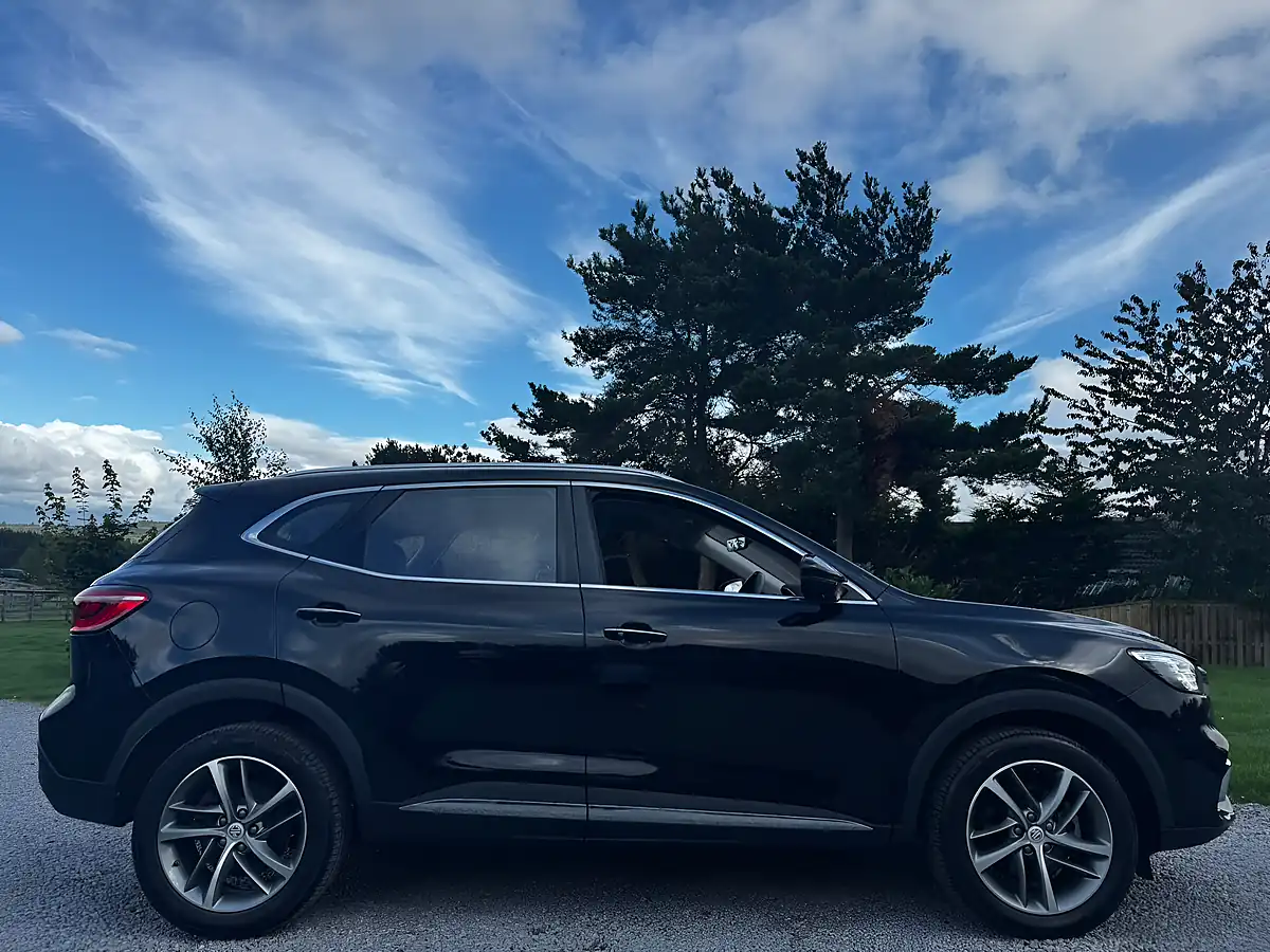 Used 2023 MG Hs Excite Black - Interior and Exterior details 6