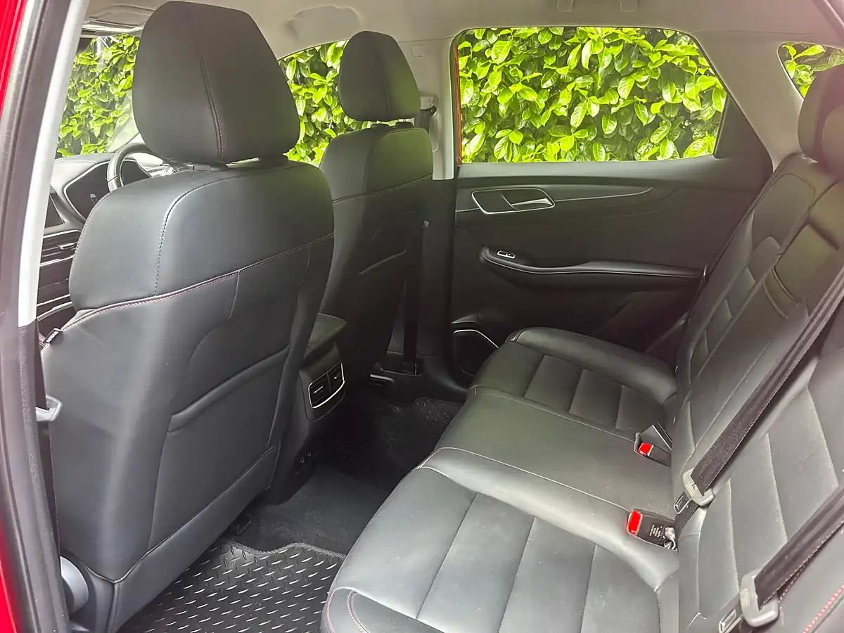 Used 2023 MG Hs Excite Red - Interior and Exterior details 11