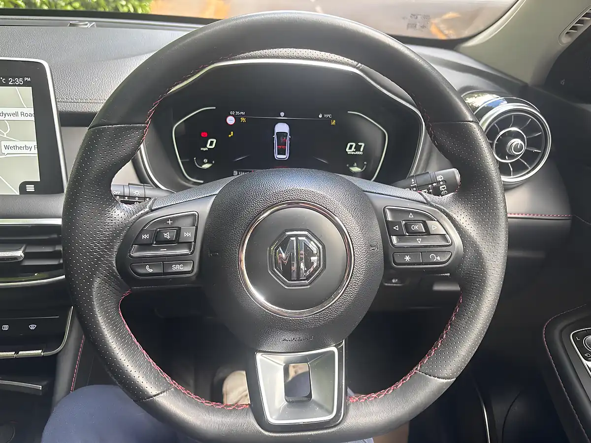 Used 2023 MG Hs Excite Red - Interior and Exterior details 18