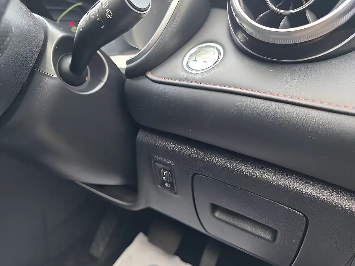 Used 2023 MG HS Excite Red - Interior and Exterior details 14