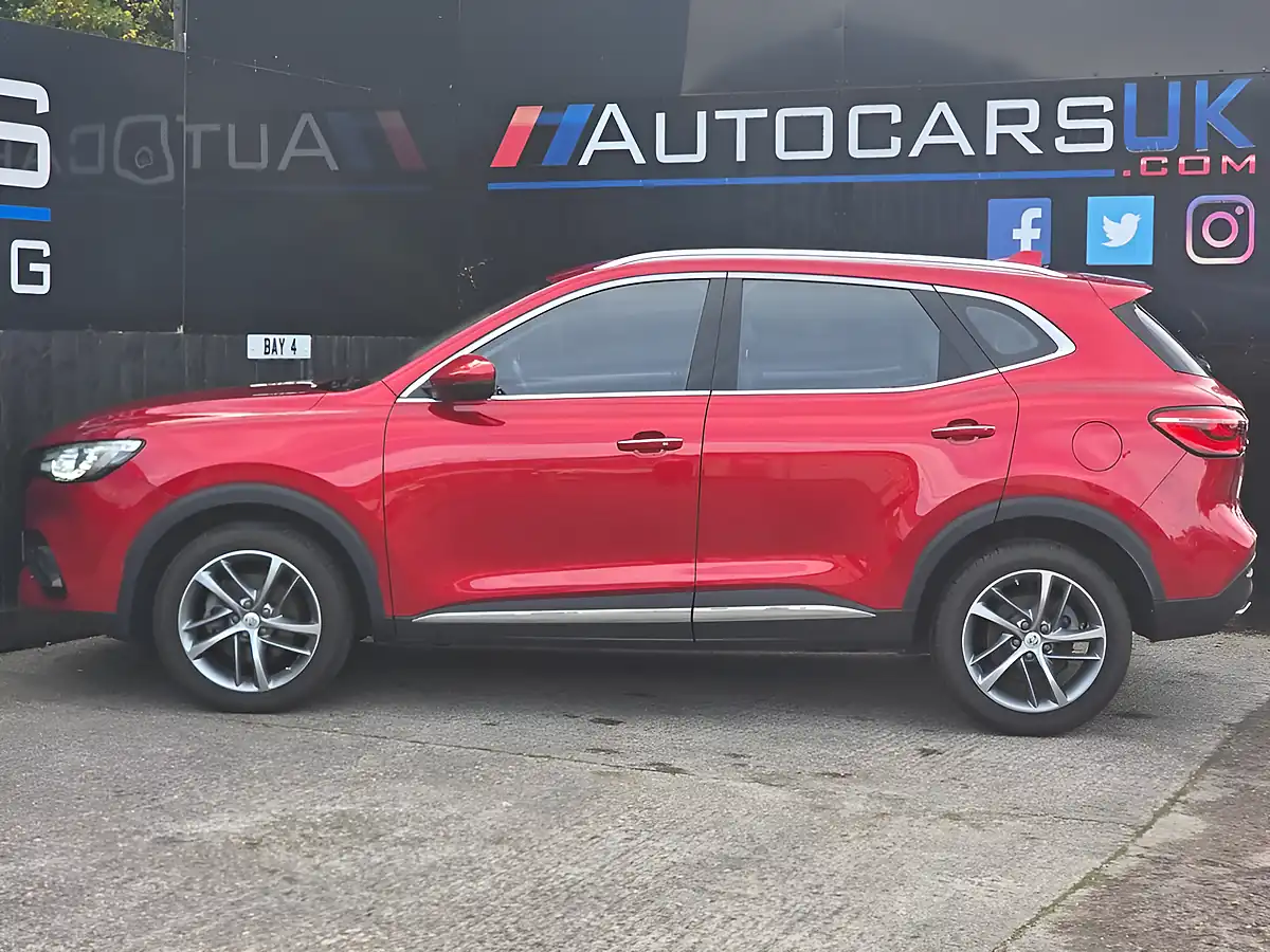 Used 2023 MG HS Excite Red - Interior and Exterior details 8