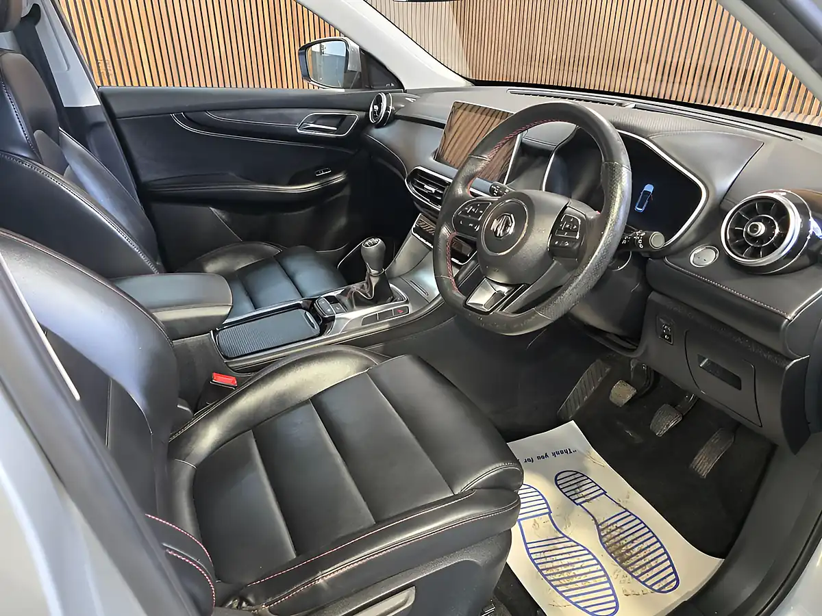 Used 2023 MG Hs Excite Silver - Interior and Exterior details 12