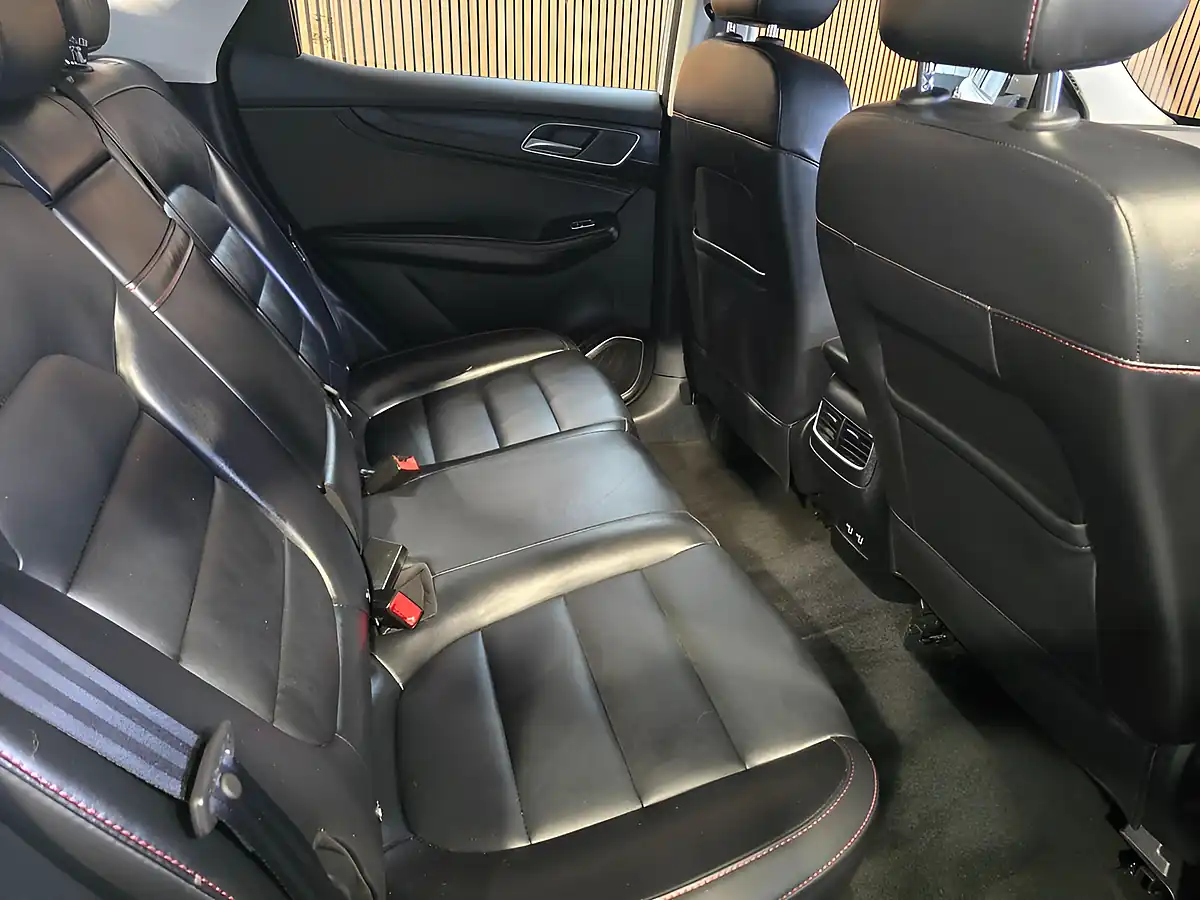 Used 2023 MG Hs Excite Silver - Interior and Exterior details 14