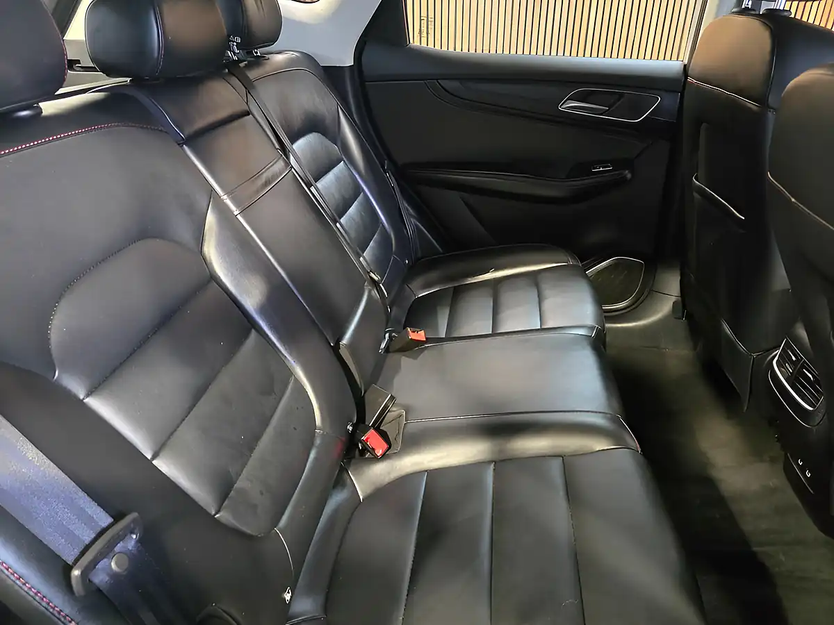 Used 2023 MG Hs Excite Silver - Interior and Exterior details 15