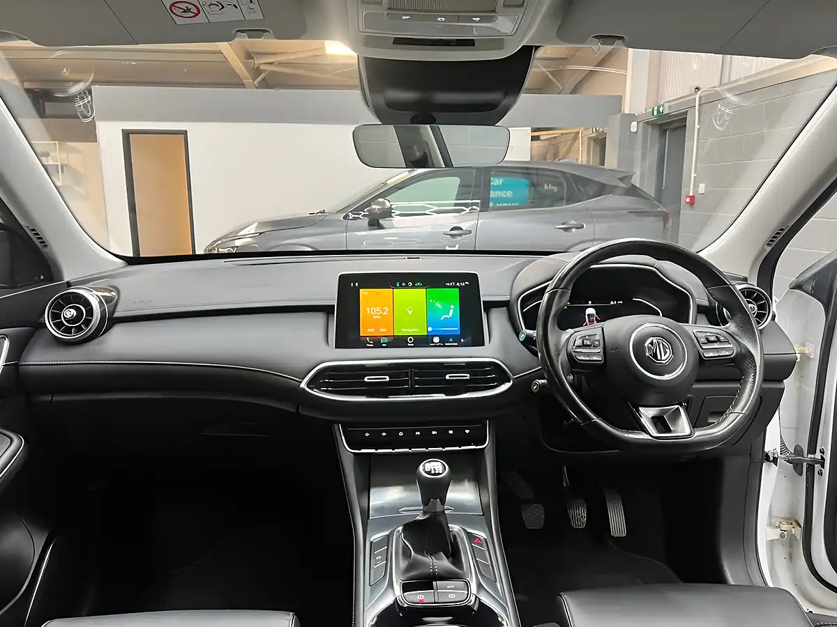 Used 2023 MG HS Excite White - Interior and Exterior details 6
