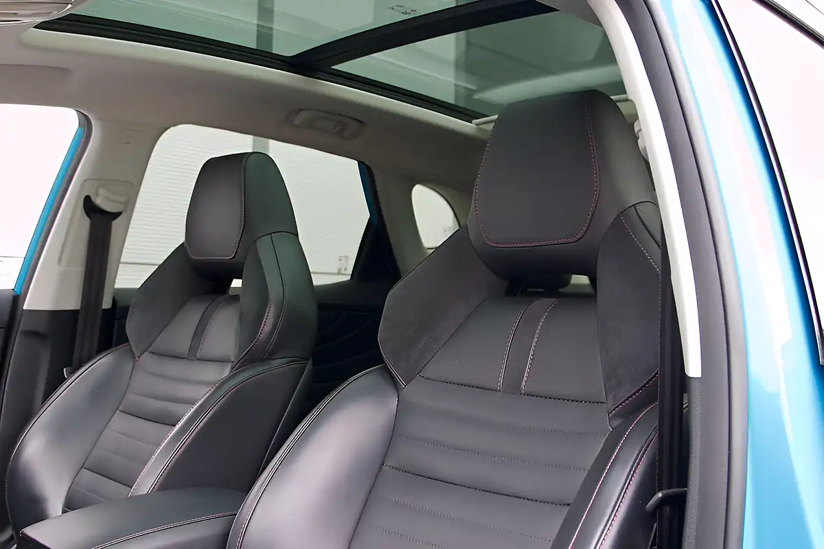 Used 2023 MG HS Exclusive Blue - Interior and Exterior details 4