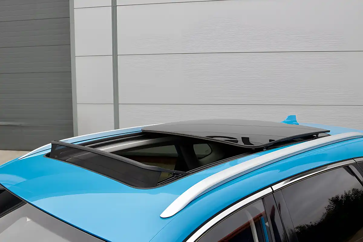 Used 2023 MG HS Exclusive Blue - Interior and Exterior details 8