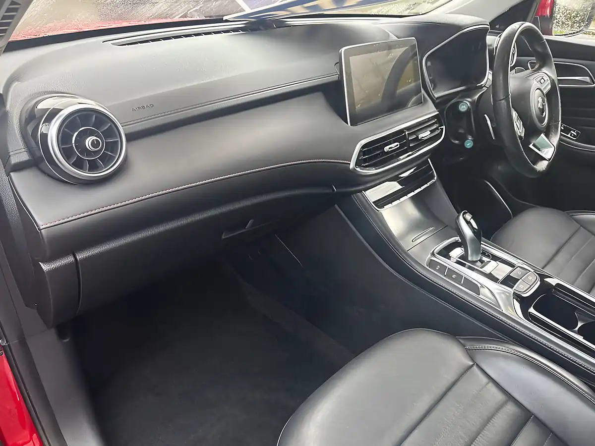 Used 2023 MG HS Exclusive Red - Interior and Exterior details 10