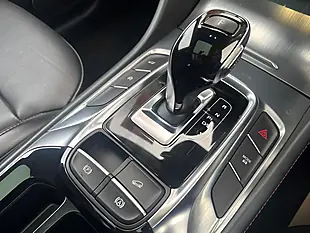 Used 2023 MG HS Exclusive Red - Interior and Exterior details 16