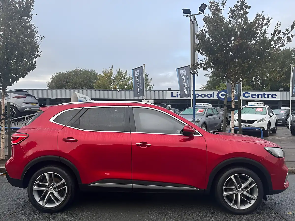 Used 2023 MG HS Exclusive Red - Interior and Exterior details 2
