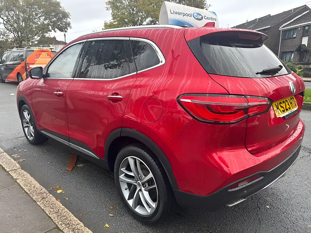 Used 2023 MG HS Exclusive Red - Interior and Exterior details 3