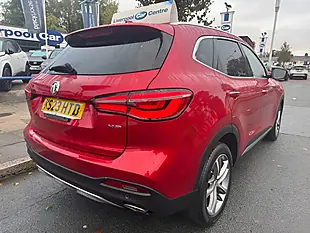 Used 2023 MG HS Exclusive Red - Interior and Exterior details 5