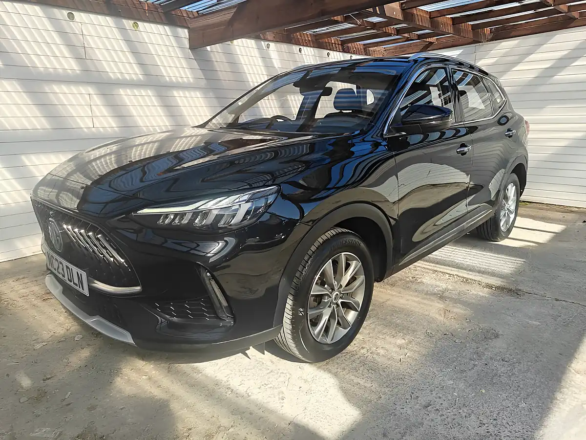 Used 2023 MG HS Se Black - Interior and Exterior details 12