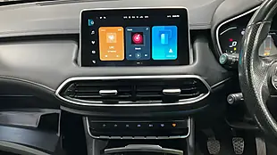 Used 2023 MG HS Trophy Blue - Interior and Exterior details 18