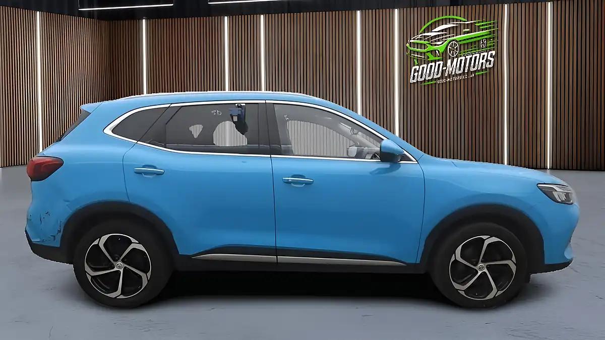 Used 2023 MG HS Trophy Blue - Interior and Exterior details 5