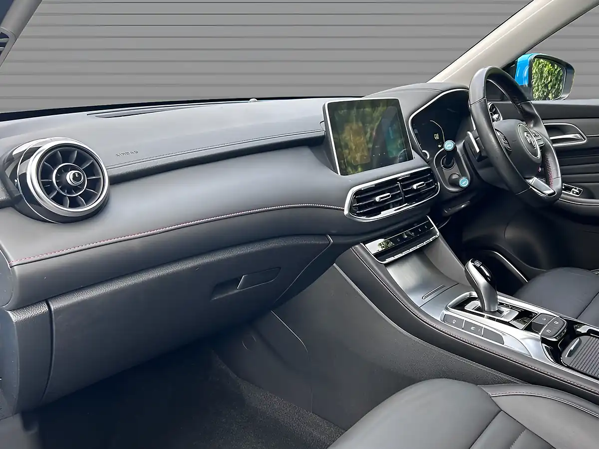 Used 2023 MG HS Trophy Holborn Blue - Interior and Exterior details 13