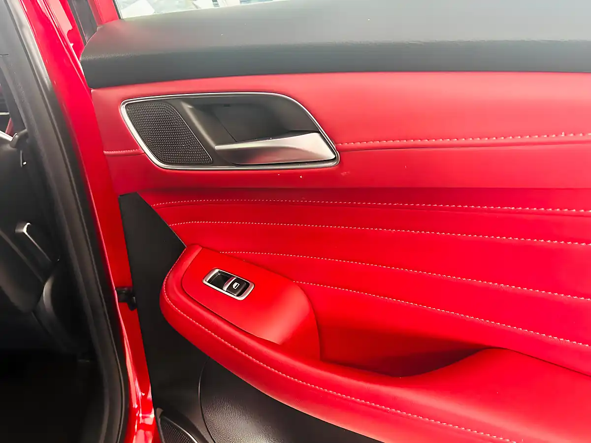Used 2023 MG Hs Trophy Red - Interior and Exterior details 15