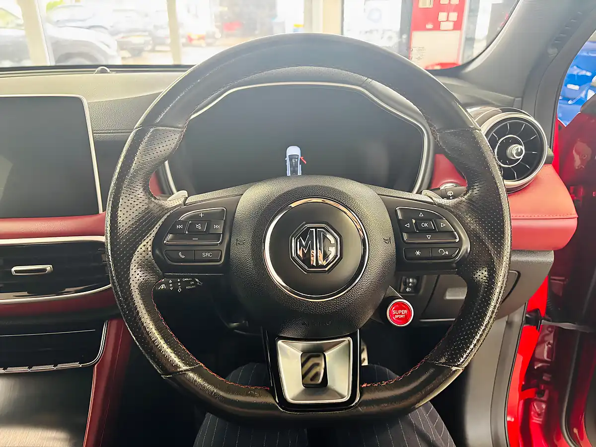 Used 2023 MG Hs Trophy Red - Interior and Exterior details 17