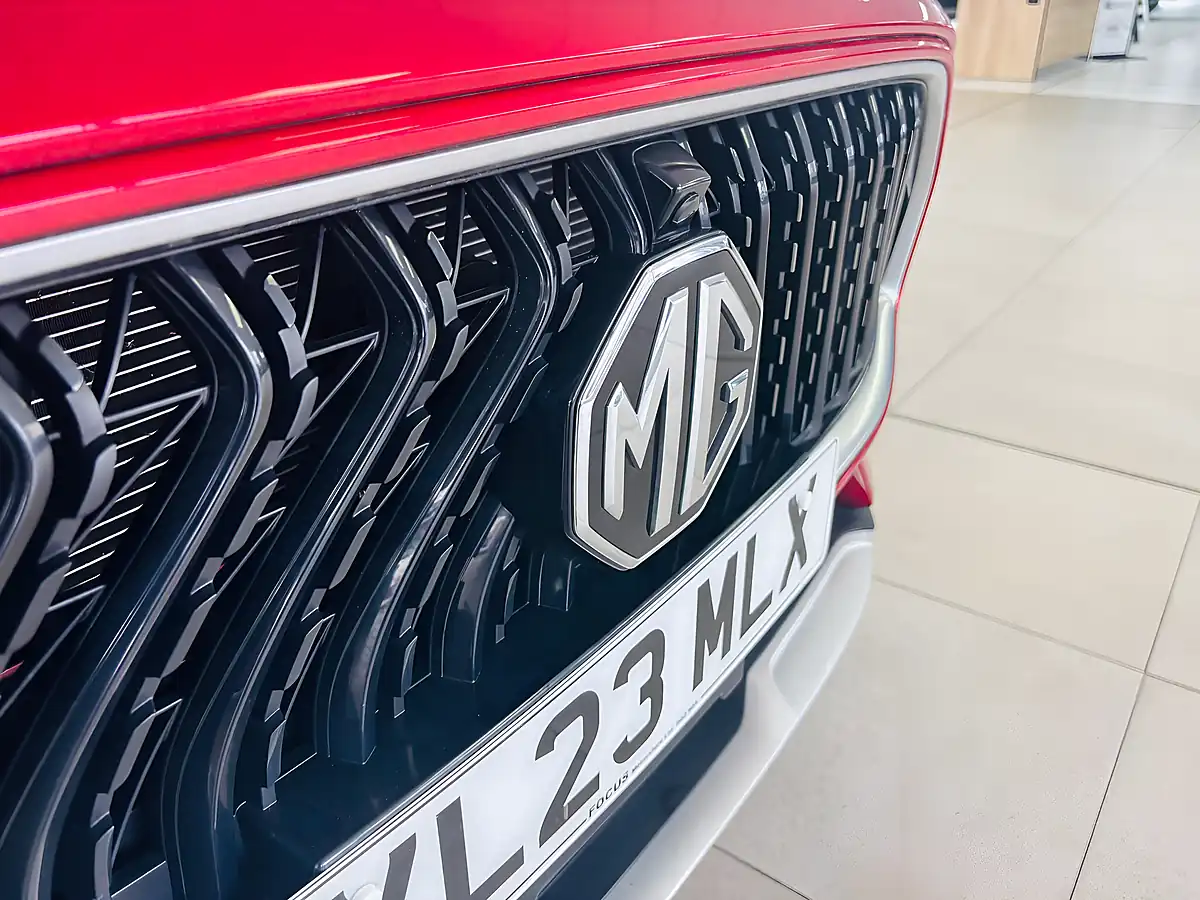 Used 2023 MG Hs Trophy Red - Interior and Exterior details 9