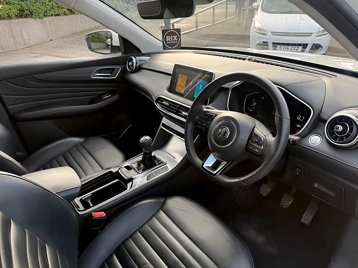 Used 2023 MG HS Trophy White - Interior and Exterior details 11