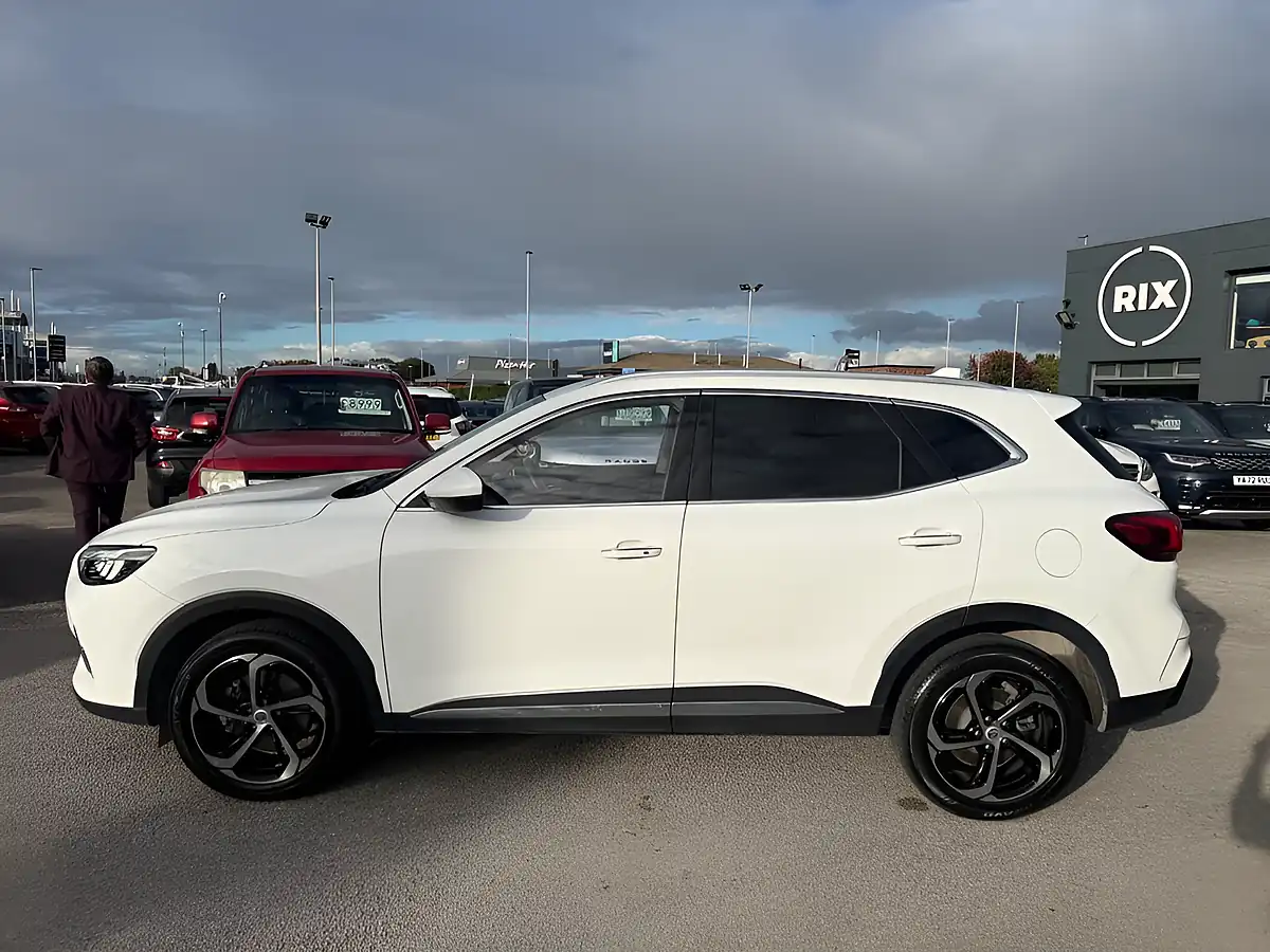 Used 2023 MG HS Trophy White - Interior and Exterior details 3