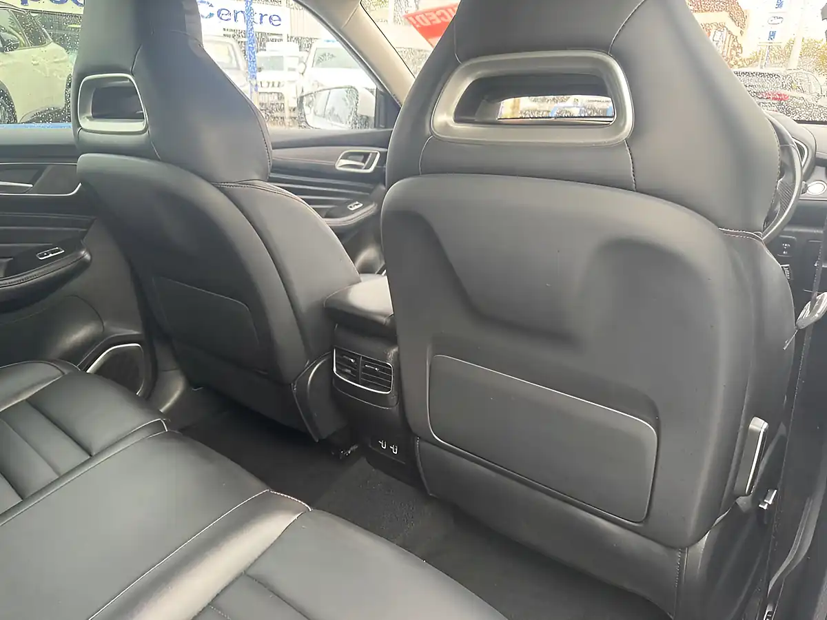 Used 2023 MG HS Trophy White - Interior and Exterior details 13